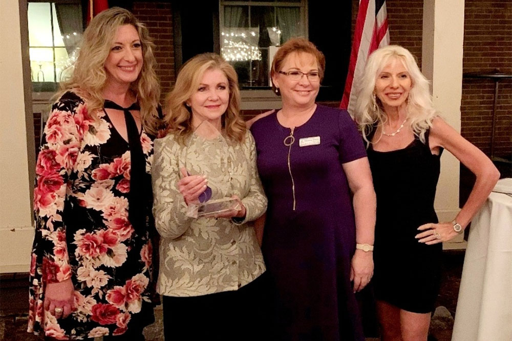 Mothers of Influence award Senator Marsha Blackburn - Moms for America